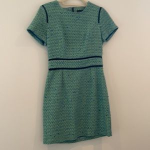 Short sleeve dress